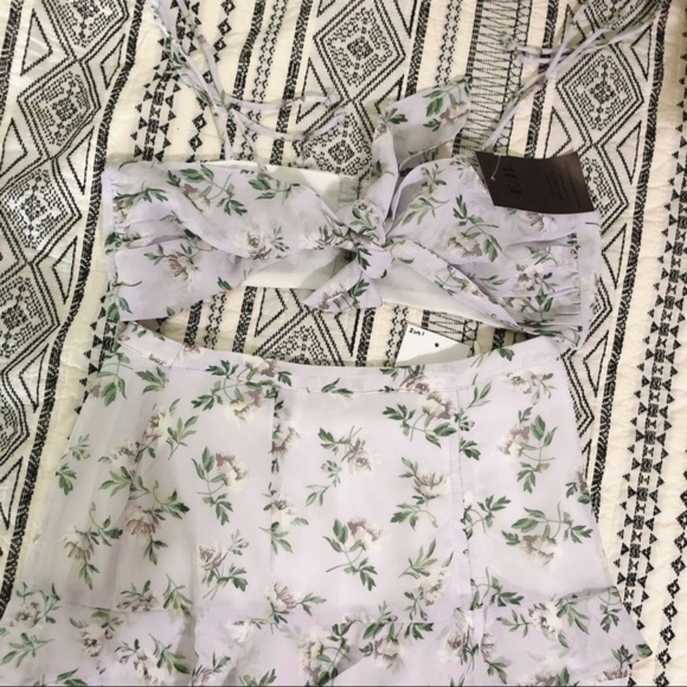 Two piece flora Lavender setโ - Picture 12 of 14